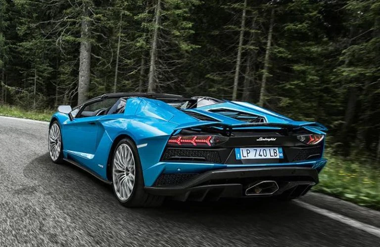 ARABALAR LAMBORGHINI